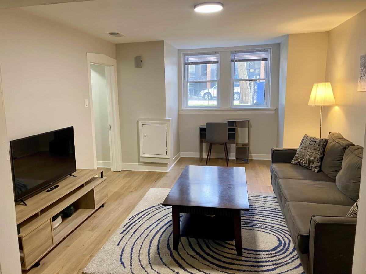 Lincoln Park Apartment With Backyard! ชิคาโก ภายนอก รูปภาพ